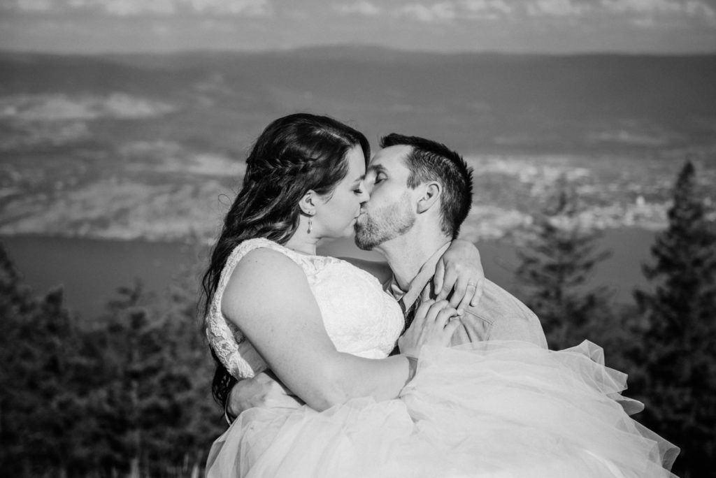 Danika & Rob ©Lockhart Photography - Kelowna & Okanagan Wedding Photographer