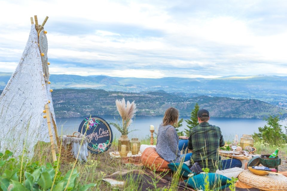 Kelowna's Premiere Luxury Picnics Valhalla Helicopters